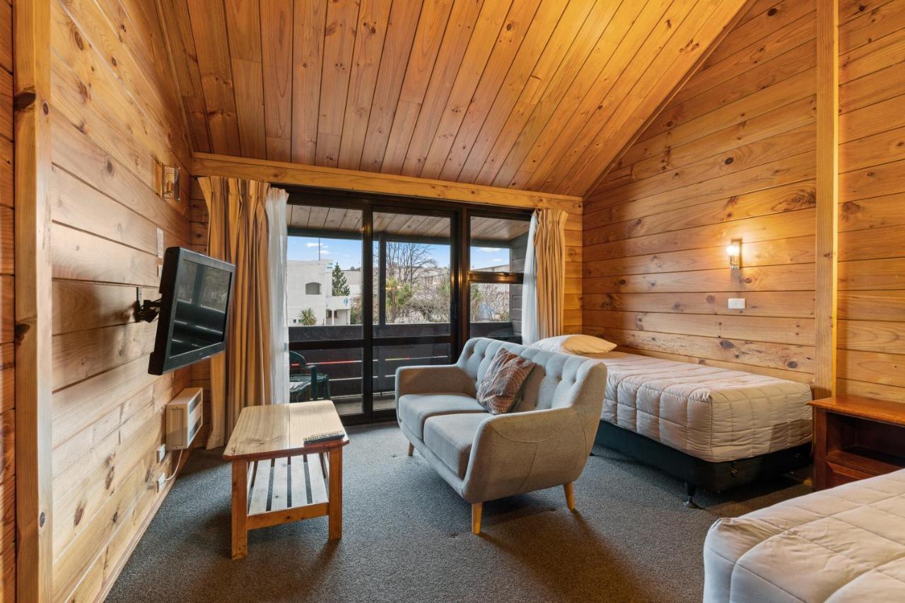 Aspiring Lodge Motel Wanaka Exterior photo